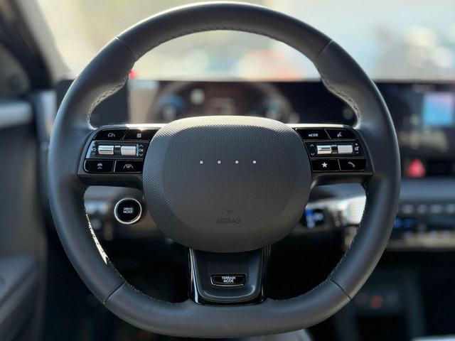 Photo of 2025 Atlas White Hyundai IONIQ 5