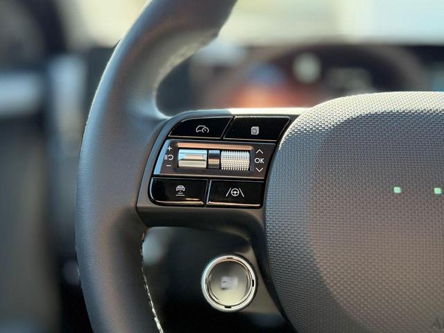 Photo of 2025 Atlas White Hyundai IONIQ 5