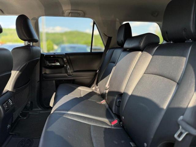 Photo of 2020 Classic Silver Metallic Toyota 4Runner