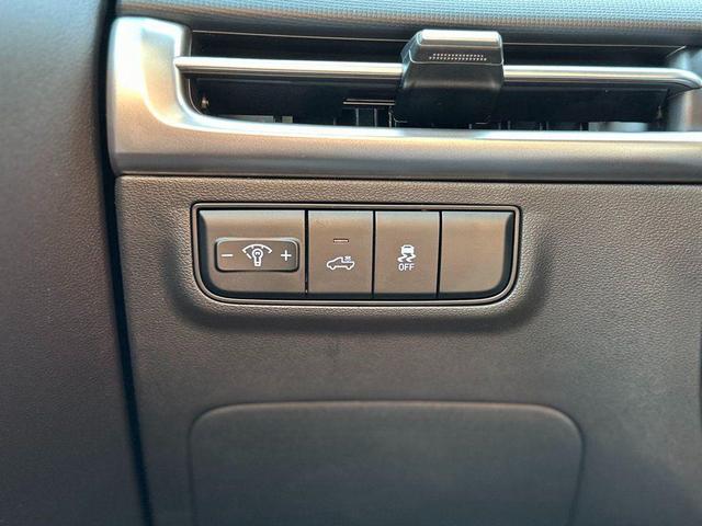 Photo of 2025 Rockwood Green Hyundai SANTA CRUZ