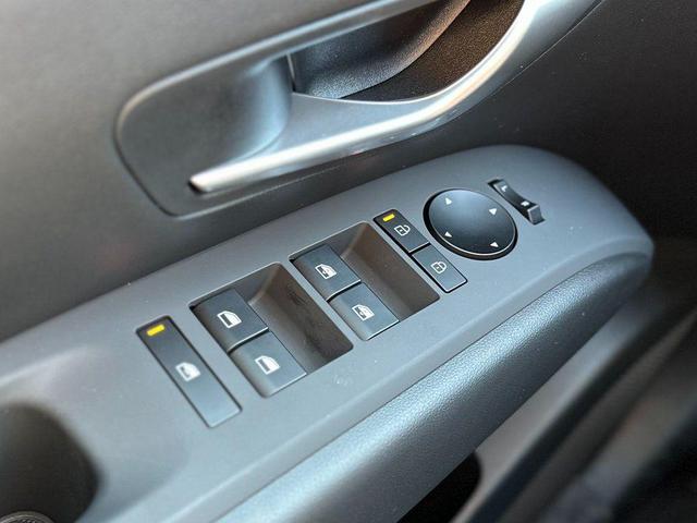 Photo of 2025 Rockwood Green Hyundai SANTA CRUZ