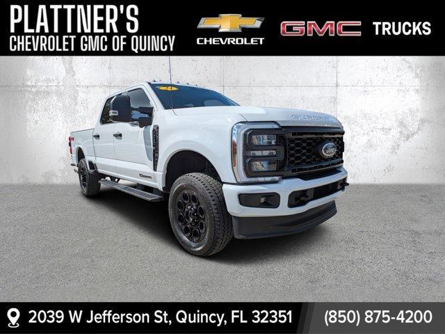 Photo of 2024 Oxford White Ford F-250