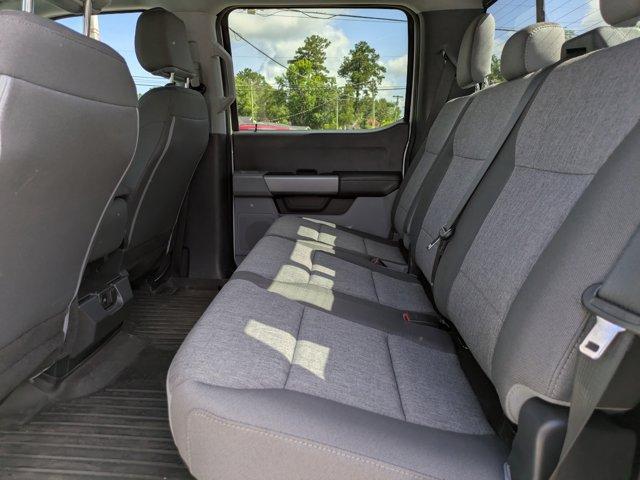Photo of 2024 Oxford White Ford F-250