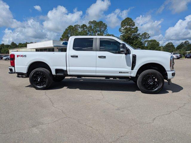 Photo of 2024 Oxford White Ford F-250