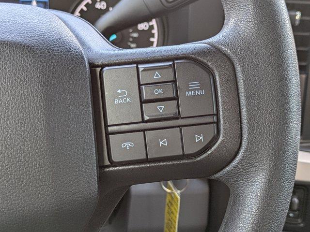 Photo of 2024 Oxford White Ford F-250