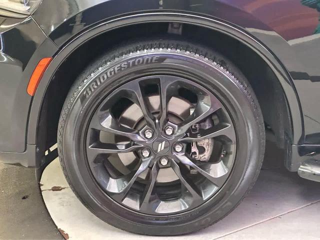 Photo of 2021 DB Black Clearcoat Dodge Durango