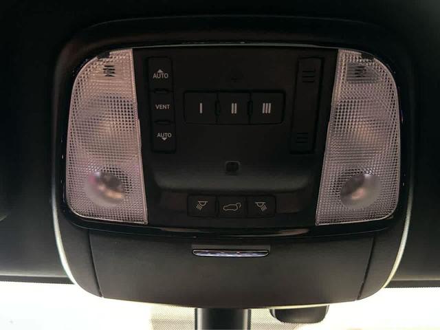 Photo of 2021 DB Black Clearcoat Dodge Durango