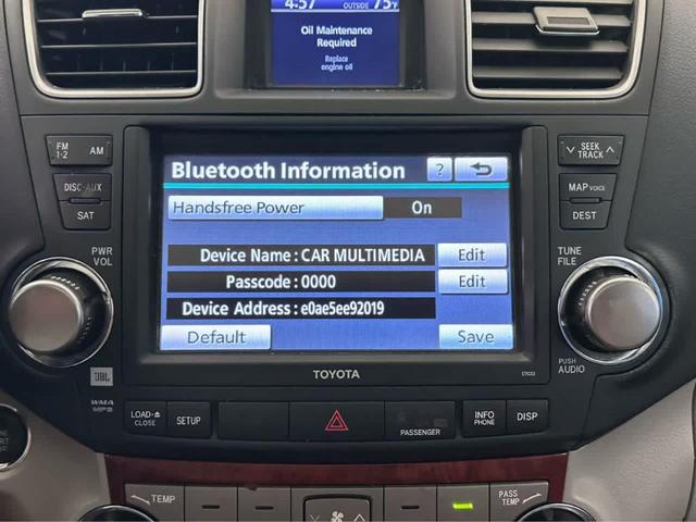 Photo of 2012 Shoreline Blue Pearl Toyota Highlander