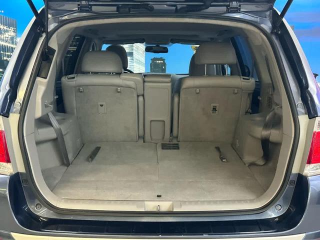 Photo of 2012 Shoreline Blue Pearl Toyota Highlander