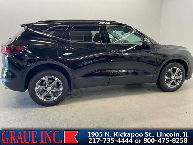 Photo of 2023 Black Chevrolet Blazer
