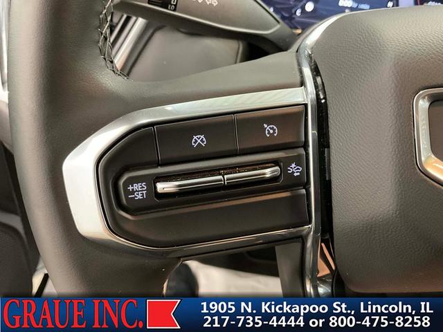 Photo of 2024 Summit White GMC Canyon