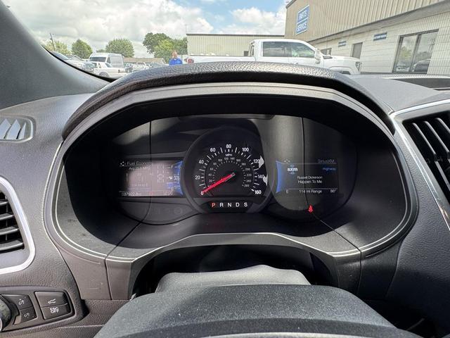 Photo of 2024 Blue Metallic Ford Edge