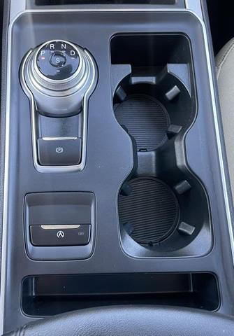 Photo of 2024 Black Metallic Ford Edge