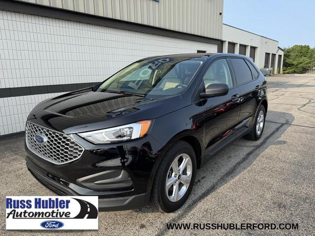 Photo of 2024 Black Metallic Ford Edge