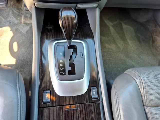 Photo of 2006 Dark Green Acura MDX