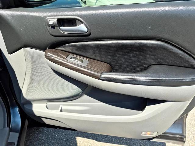 Photo of 2006 Dark Green Acura MDX