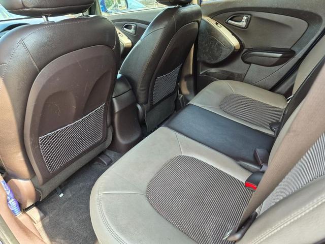 Photo of 2013 Blue Hyundai TUCSON