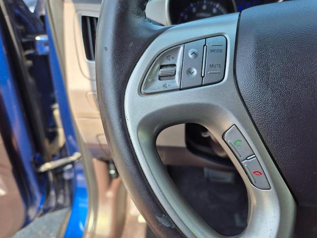 Photo of 2013 Blue Hyundai TUCSON