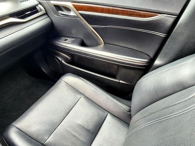 Photo of 2019 Silver Lexus RX 350