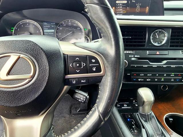 Photo of 2019 Silver Lexus RX 350