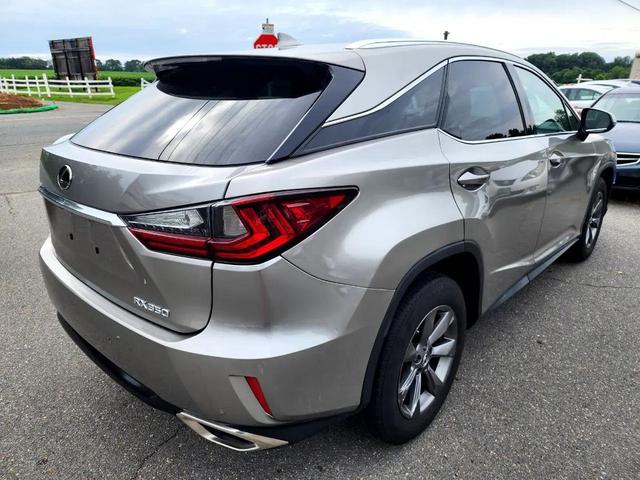 Photo of 2019 Silver Lexus RX 350