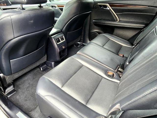 Photo of 2019 Silver Lexus RX 350
