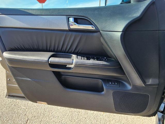 Photo of 2006 Bronze INFINITI M45