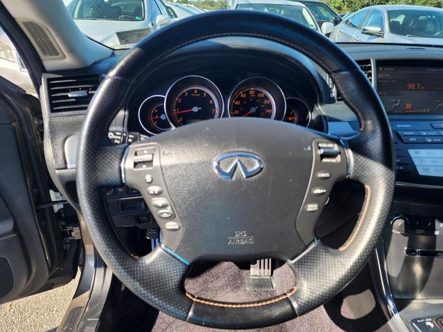 Photo of 2006 Bronze INFINITI M45