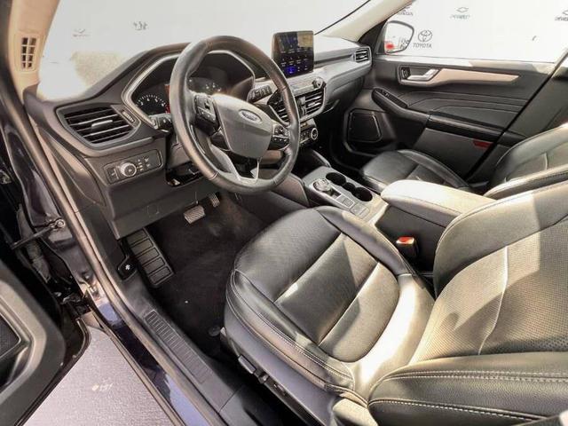 Photo of 2021 Black Ford Escape