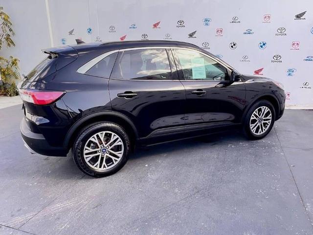 Photo of 2021 Black Ford Escape