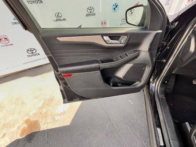 Photo of 2021 Black Ford Escape