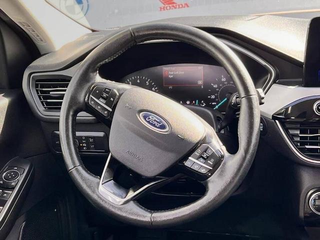 Photo of 2021 Black Ford Escape