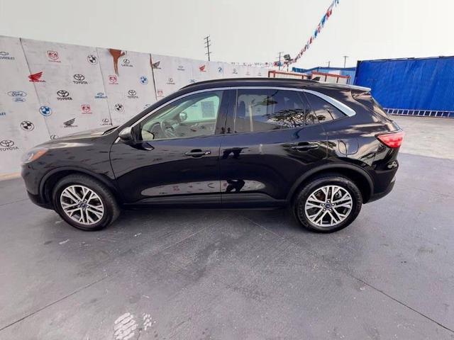 Photo of 2021 Black Ford Escape