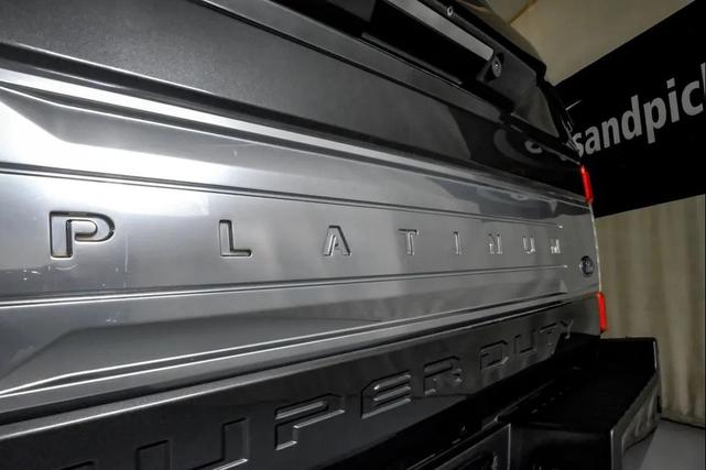 Photo of 2017 Magnetic Metallic Ford F-250