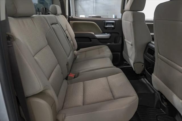 Photo of 2018 Iridescent Pearl Tricoat Chevrolet Silverado 2500