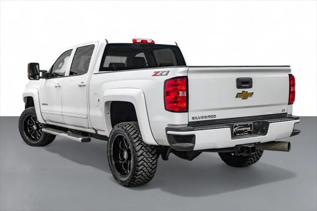 Photo of 2018 Iridescent Pearl Tricoat Chevrolet Silverado 2500