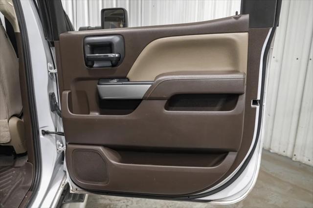Photo of 2018 Iridescent Pearl Tricoat Chevrolet Silverado 2500