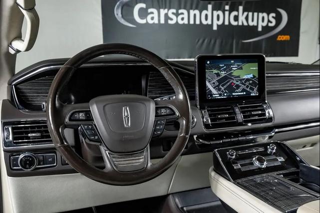 Photo of 2021 Flight Blue Lincoln Navigator