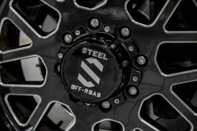 Photo of 2021 Agate Black Metallic Ford F-250