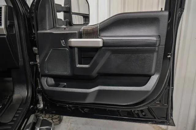 Photo of 2021 Agate Black Metallic Ford F-250