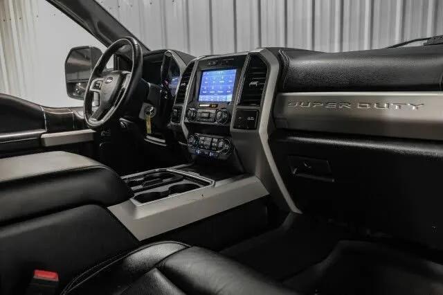 Photo of 2021 Agate Black Metallic Ford F-250