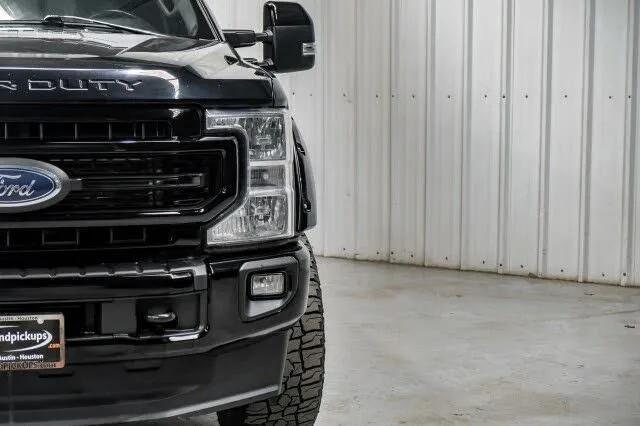 Photo of 2021 Agate Black Metallic Ford F-250