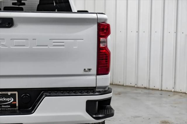Photo of 2023 Summit White Chevrolet Silverado 2500