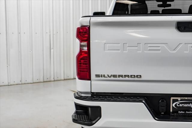 Photo of 2023 Summit White Chevrolet Silverado 2500