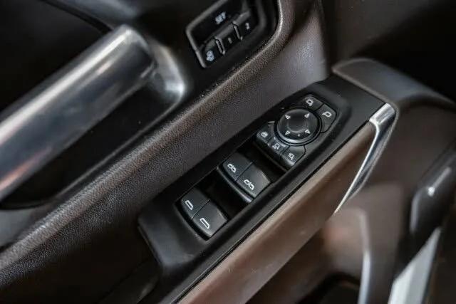 Photo of 2020 Summit White Chevrolet Silverado 2500