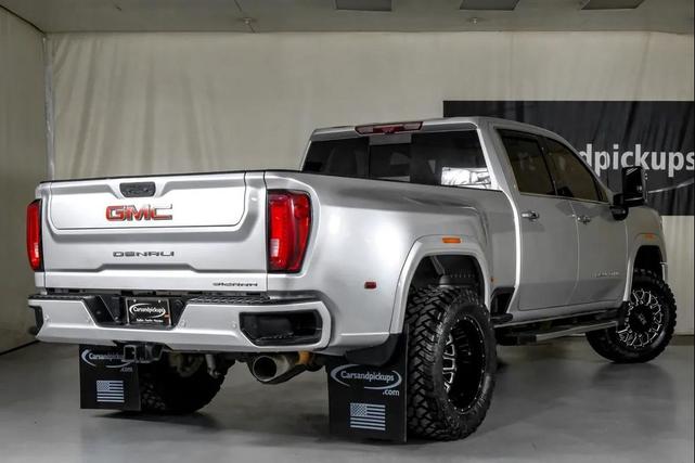 Photo of 2022 Quicksilver Metallic GMC Sierra 3500