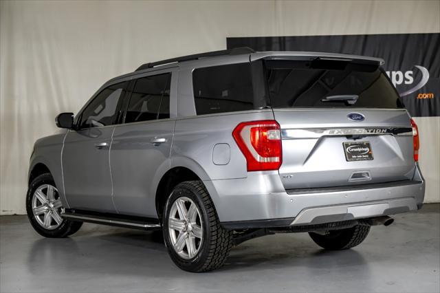 Photo of 2020 Iconic Silver Metallic Ford Expedition