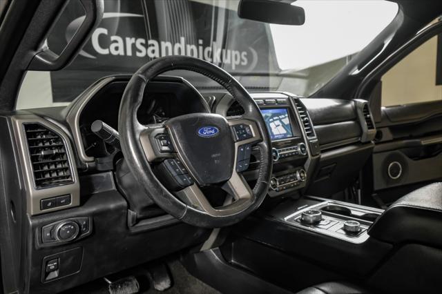 Photo of 2020 Iconic Silver Metallic Ford Expedition