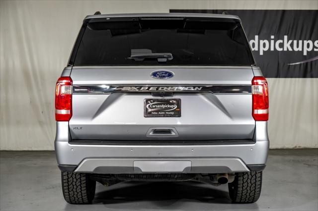 Photo of 2020 Iconic Silver Metallic Ford Expedition