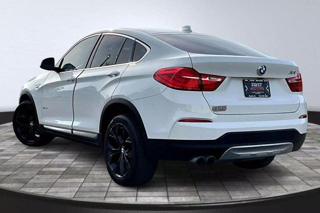 Photo of 2016 White BMW X4